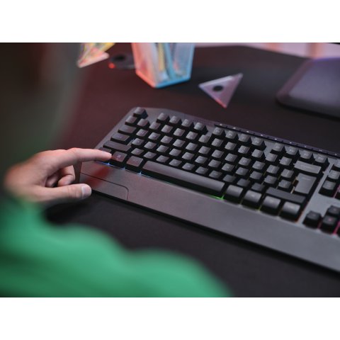 Teclado Trust Gaming Gxt 836 Evocx Iluminacion Led Anti-ghosting 12 Teclas Multi Usb 24998